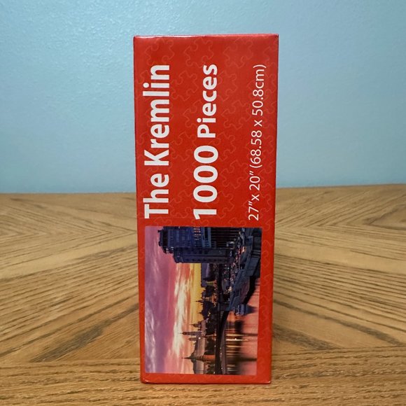 The Kremlin Jigsaw Puzzle 1000 Piece Puzzle 27 x 20 Inches - Picture 3 of 5
